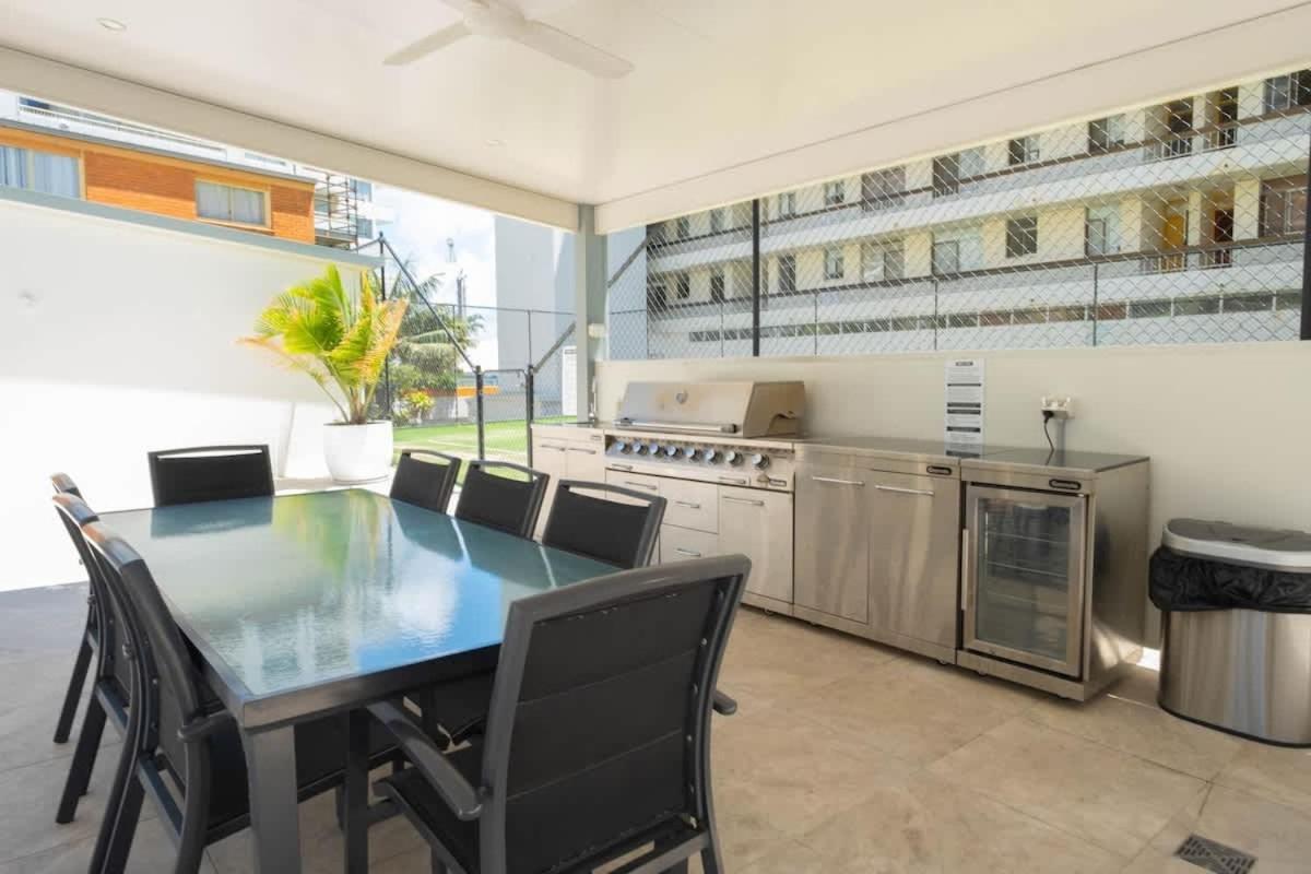 Oceanfront 1 Bedroom Athena By The Sea Gold Coast